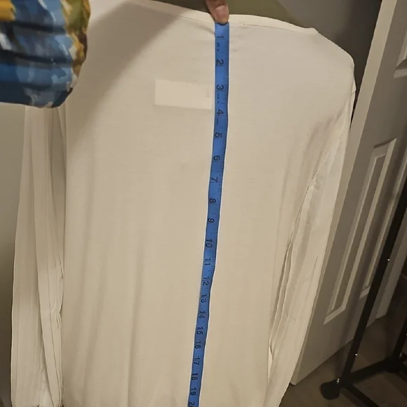 NWT Talbots Elegant Cream Pleated Sleeve Top Sz PXL - Picture 14 of 16